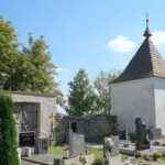 Ve Vysokých Studnicích na Jihlavsku byly požehnané tři opravené hřbitovní kaple